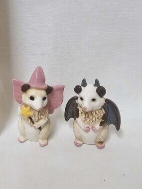 NWT - Cracker Barrel Possum Halloween Costume Salt Pepper Shaker Set Witch Bat